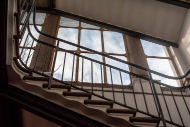 Torino İtalya 'da mermer ve metal tuz iç merdiveni