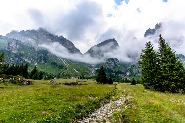 Mountain Landscape Dolomites White Clouds Woods Grazing Meadows View Belluno — Stock Photo, Image