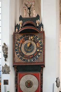 Gdansk, Polonya, Mayıs 01: 24. Tarihi Aziz Mary Kilisesi 'nin Gotik iç mimarisi.