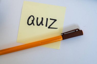 Sınav işareti sınavı, sınavı ya da soru yanıtlama oturumunu simgeliyor.