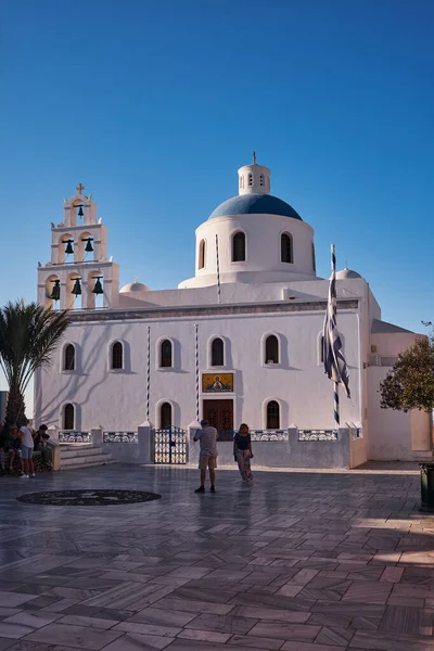 Kirche Der Panagia Akathistos Hymne Blaue Kuppel Dorf Oia Insel — Stockfoto