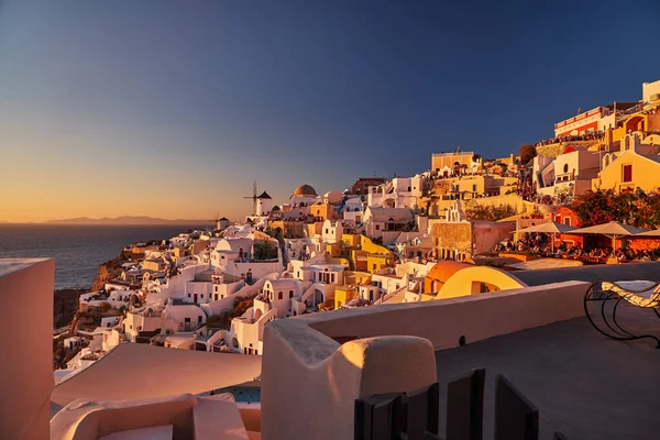 Beautiful View Old Castle Oia Village Traditional White Houses Windmills — Stock Photo, Image