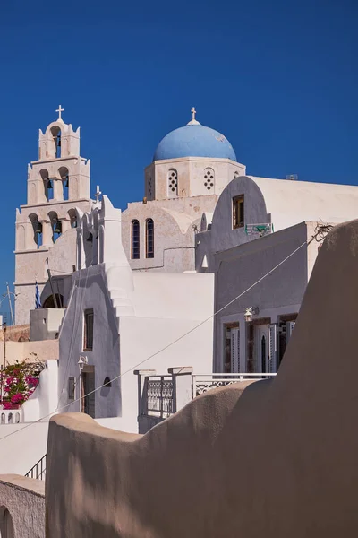 Blue Dome Saint Theodsia Church Pyrgos Village Santorini Island Greece — 스톡 사진