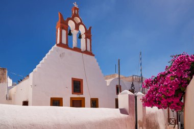 Aziz George Orance ve Beyaz Kilise - Çan Kulesi - Emporio Köyü, Santorini Adası, Yunanistan