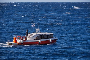 Ege Denizi 'nde Su Taksisi - Santorini Adası, Yunanistan