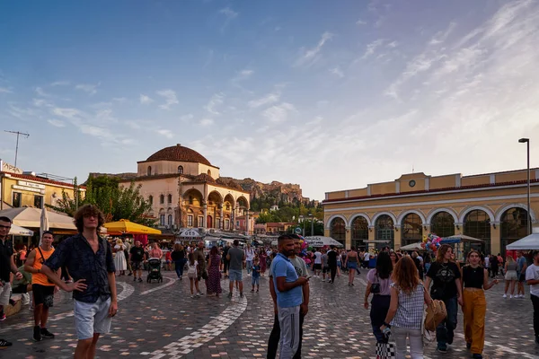 People Enjoying Beautiful Day Monastiraki Square Sunset Athens Greece — Fotografia de Stock