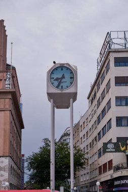 Crkva Sv ile Tkalciceva Caddesi. Zagreb 'deki Marije Kulesi - Ünlü Sokak Barlar ve Restoranlarla Dolu