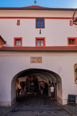 Bakire Meryem Şapeli ile Kamenita vrata (Taş Kapı) - Zagreb, Hırvatistan