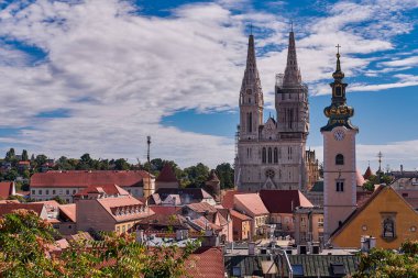 Zagreb ve Katedral 'in Havadan Panoramik Manzarası - Hırvatistan - Kaptol' da yer alan Gotik Roma Katolik Kilisesi