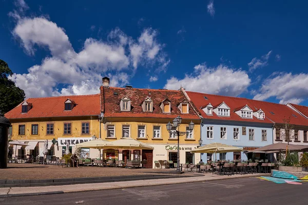 Edifício Residencial Tradicional Colorido Bonito Zagreb Croácia — Fotografia de Stock