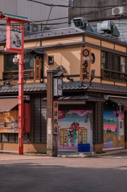 Asakusa 'da küçük bir caddenin detayları - Tokyo, Japonya