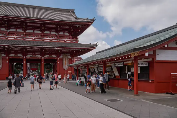 Asakusa 'daki Senjo-ji Kannon Tapınağı - Tokyo, Japonya