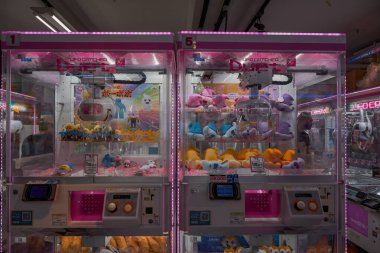 Tokyo, Japonya 'da Akihabara' da Pençe Makineleri Oyunları