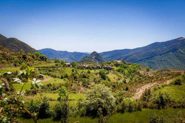 Small Mountain Village Spanish Pyrenees Stockafbeelding