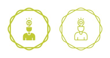 Kişi üzerinde ampul bulunan yaratıcı fikir simgeleri