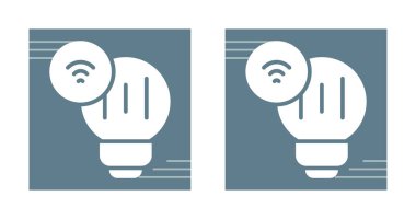Kablosuz sinyaller gösteren iki akıllı ampul simgesi