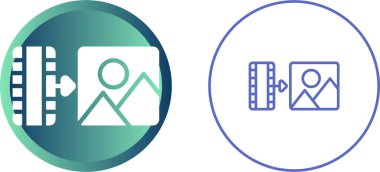 Beyaz arkaplanda film şeritleri ve resim simgeleri kümesi, vektör illüstrasyonu         