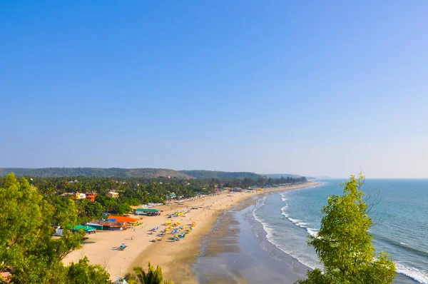 Denize bakan enfes bir manzara ve Arambol, Goa, Hindistan 'da turistler için dinlenme alanı