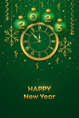 Mutlu yıllar 2023. Gerçekçi 3D numaraları 2023 ve kar taneleri olan yeşil Noel süsleri asmak. Roma rakamıyla izleyin ve yılbaşı için gece yarısı geri sayımı yapın. Mutlu noeller. Vektör