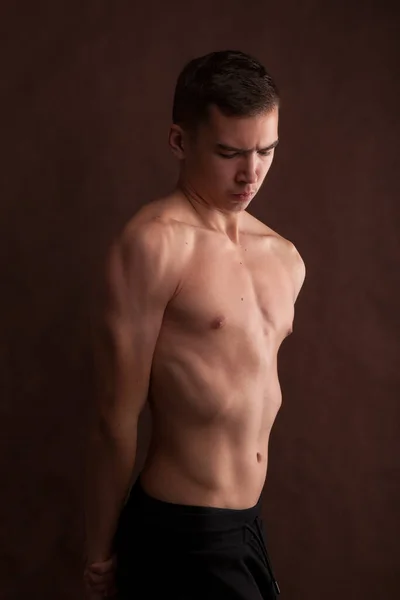 Handsome Muscular Shirtless Adolescent Boy Flexing Muscles — Φωτογραφία Αρχείου