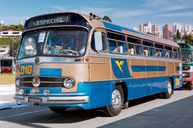 Araç Mercedes-Benz Monobloco O-321 H 1968, So Paulo şehrinde düzenlenen BBF Brasil Festivali 'nde sergilenmektedir..