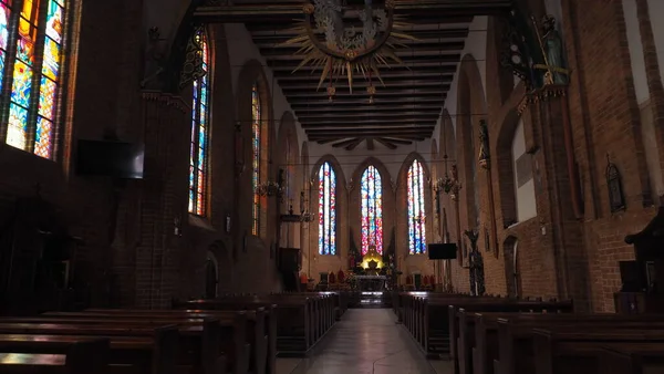 Interior Antigua Iglesia —  Fotos de Stock