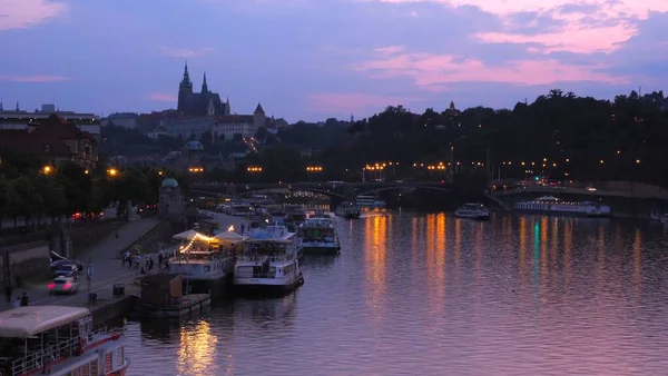 Řeka Vltava Pražský Hrad — Stock fotografie