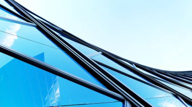 Modern mimarinin 3D görüntüsü, eğri cam pencereli gökdelen ofis binası