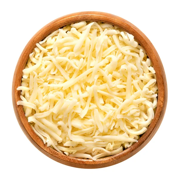 Ahşap Bir Kasede Dilimlenmiş Mozzarella Peyniri Rendelenmiş Yağlı Mozzarella Talyan — Stok fotoğraf