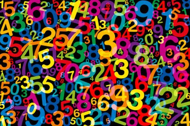 Karmaşık renkli sayılar, siyahın üstünde. Çarpık, rastgele dağılmış rakamlar birden sıfıra ve farklı boyutlarda ve açılarda, gökkuşağı renklerinde. Numeroloji ya da bir sürü veri için sembol resmi. Vektör