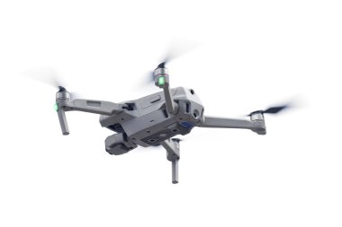 Yüksek çözünürlüklü dijital kameralı modern Uav dron kuadkopteri beyaz üzerine izole edildi.