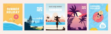 Moda tasarımı için yaz indirimi broşürü. Yaz pankartları, egzotik okyanus sahilleri, yatta yüzme, otelde mayo giyen kadınlar, gün batımında palmiye ağaçları. Vektör illüstrasyonu.