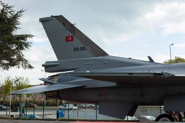 Κωνσταντινούπολη Γεσίλκοϊ Τουρκία 2023 Falcon Fighter Jet Plane Supersonic Jet — Φωτογραφία Αρχείου
