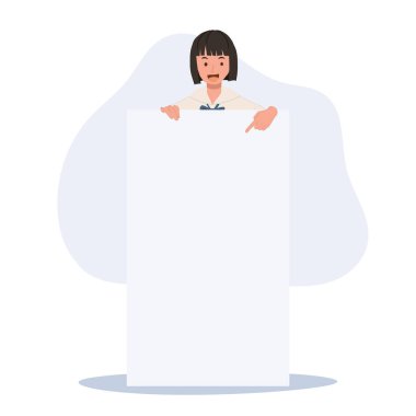 Taylandlı Üniformalı Öğrenci Boş İlan Panosuna Gösteriyor