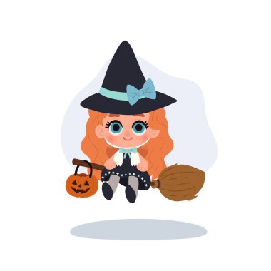 Cadılar Bayramı kutlamaları için elinde balkabağı sepeti ve süpürge tutan cadı gibi giyinmiş tatlı bir kız.