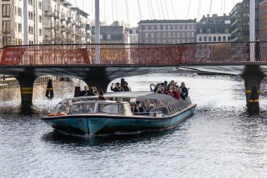 Kopenhag, Danimarka turist botu limanda.