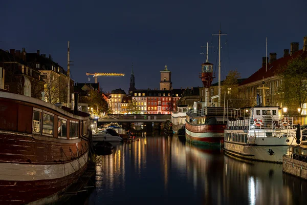 Copenhague Dinamarca Frederiksholms Kanal Noite — Fotografia de Stock