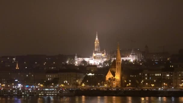 Будапешт Венгрия Городской Пейзаж Замковый Холм Ночью — стоковое видео