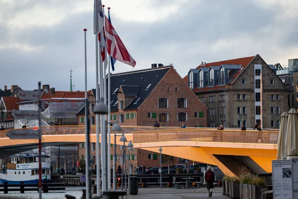 Copenhague Dinamarca Inderhavnsbroen Puente Peatones Bicicletas Nyhavn Christianshavn — Foto de Stock