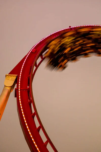 Copenhague Danemark Swooshing Rollercoaster Tivoli Gardens — Photo