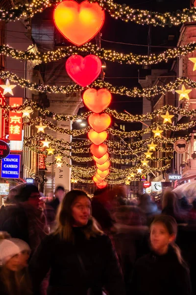 Koppenhága Dánia Pedestrians Karácsonyi Vásárlás Stroget Éjjel — Stock Fotó