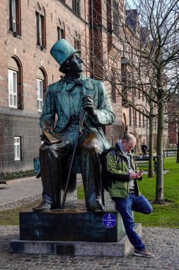 Copenhagen, Denmark A statue of fairy tale writer  H.C. Andersen at the City Hall.