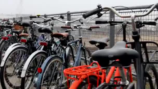 Copenhagen Denmark Rows Bikes Parked Bridge Next Dybboelsbro Train Station — Stock Video