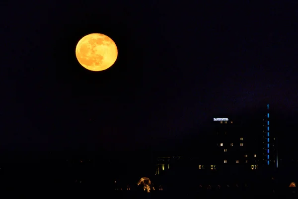 Copenhagen Denmark Full Orange Moon Skyline City — Stock Photo, Image