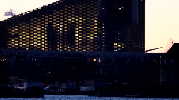 丹麦哥本哈根 一座具有里程碑意义的废弃发电厂 — 图库视频影像