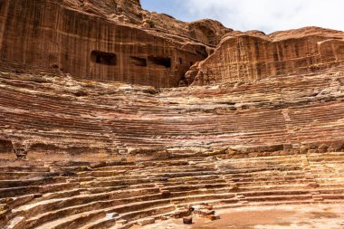 Petra, Ürdün Antik amfitiyatronun manzarası.