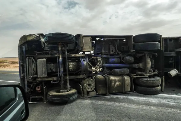 Ammán Jordania Camión Volcado Desierto Después Accidente — Foto de Stock