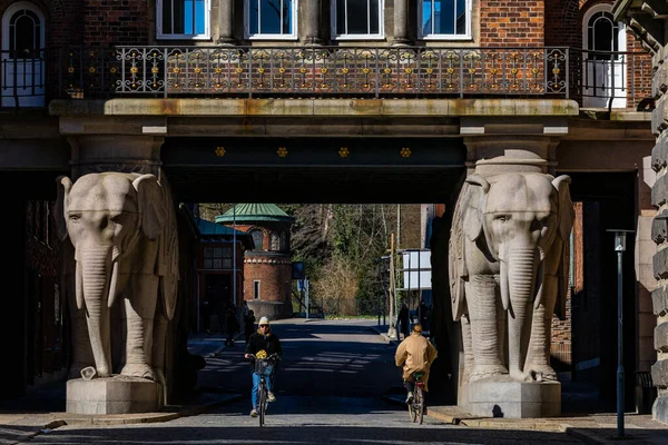 stock image Copenhagen, Denmark Landmark elephant statues in a passageway in the Carlsberg Byen district.