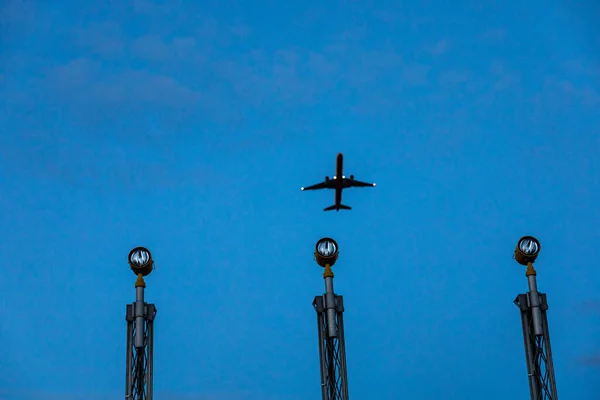 Koppenhága Dánia Egy Utasszállító Repülőgép Felszáll Kastrupi Repülőtéren — Stock Fotó