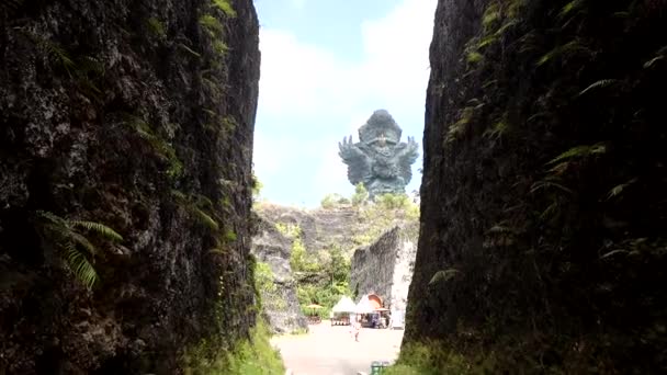 Garuda Wisnu Kencana Cultural Park Bali Indonesia Pequeño Cañón Que — Vídeo de stock